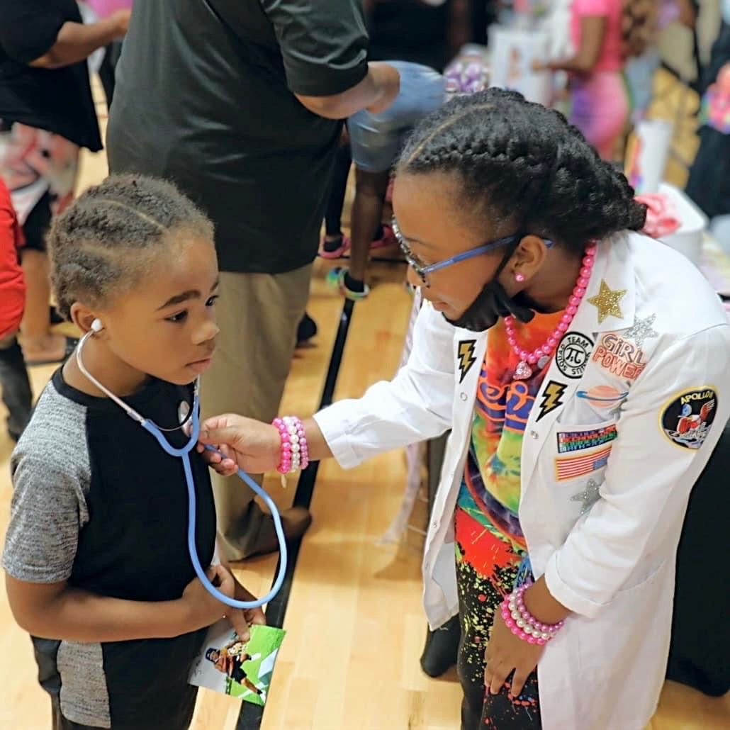 Meet Ava - 30-min Zoom 1-on-1 Interactive STEM Experiment -AVA THE S.T.E.M. AMBASSADOR™ – Fun for Kids 5-13!